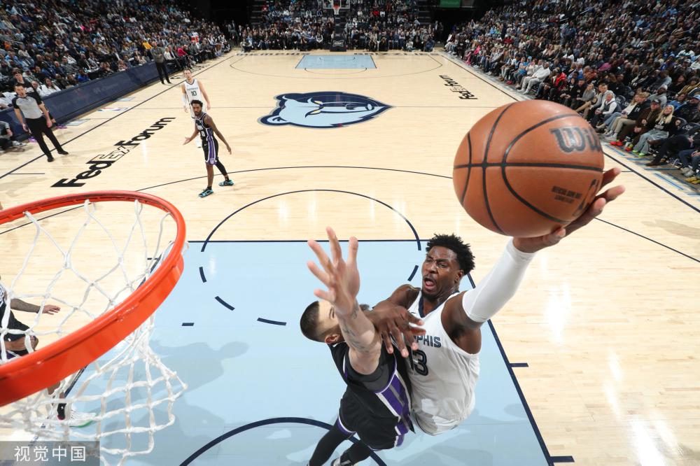 中便不由自 中便不由自