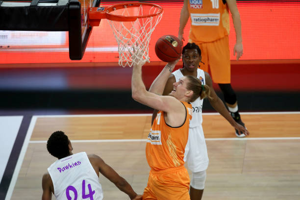 与冠军荣耀 与冠军荣耀